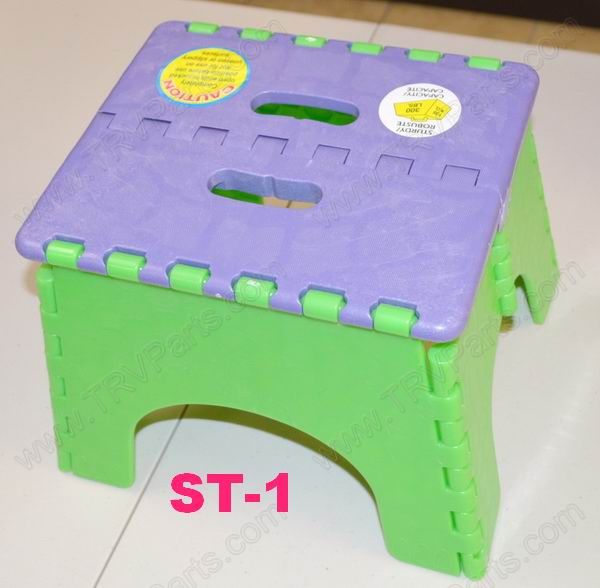 B&R PLASTICS Foldz Step Stool 9 in sku1579 - Click Image to Close