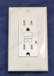 Dual GFCI Outlet with Cover Plate in White sku2535 - Click Image to Close